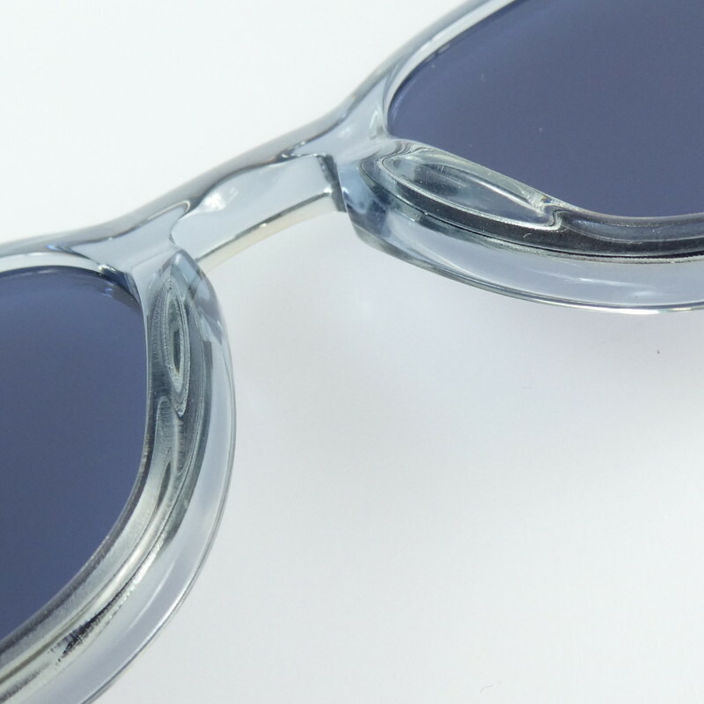 Louis Vuitton LV Signature Square Sunglasses - Picture 6 of 9